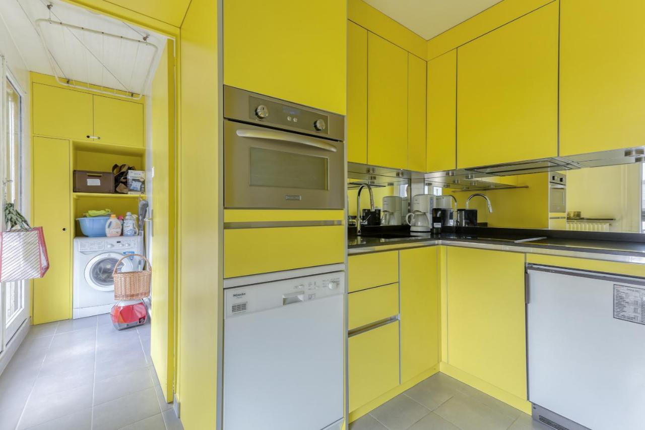 Large And Bright 2 Bdrs Flat With View - Paris 20 Apartment Luaran gambar
